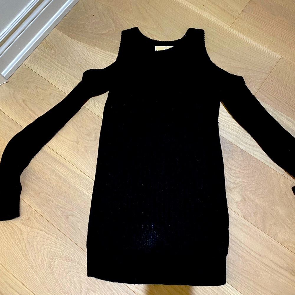 Cut out shoulder black sweater